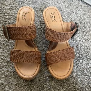 Brown Wedges, size 8, by b.o.c